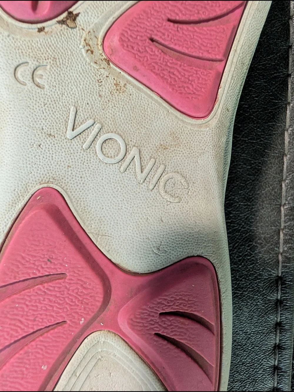 Vionic easy slip